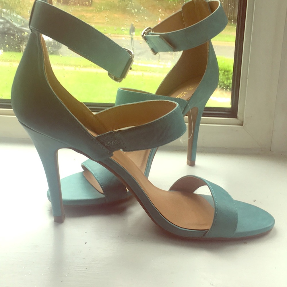 Never worn heels!